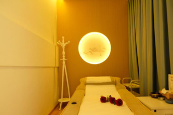 北京日式指压的寂静美学：在按压中听见雪落的声音